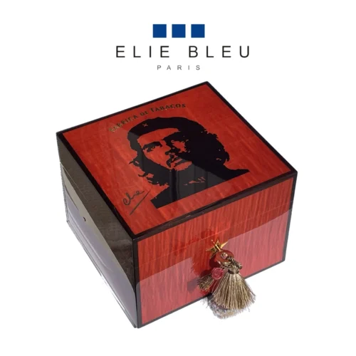 Elie Bleu ’Che’ Röd